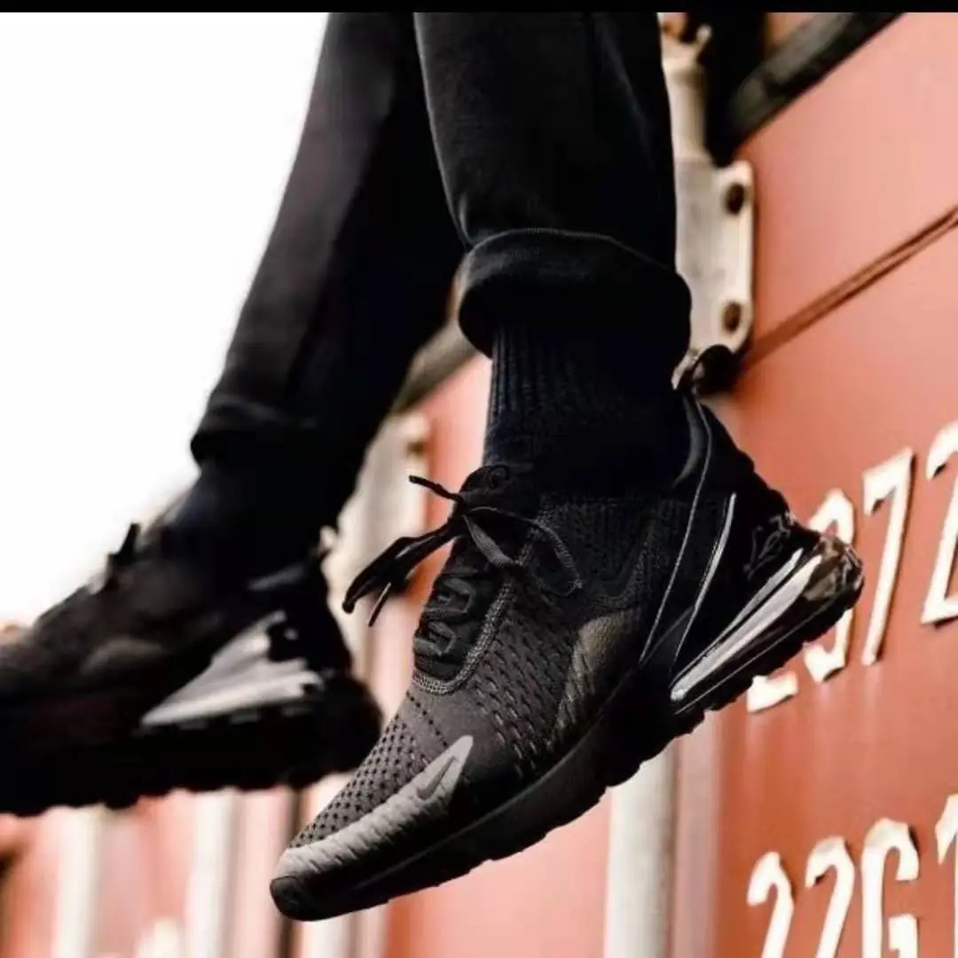 27.86$ Nike 270    shu-3833-M gallery