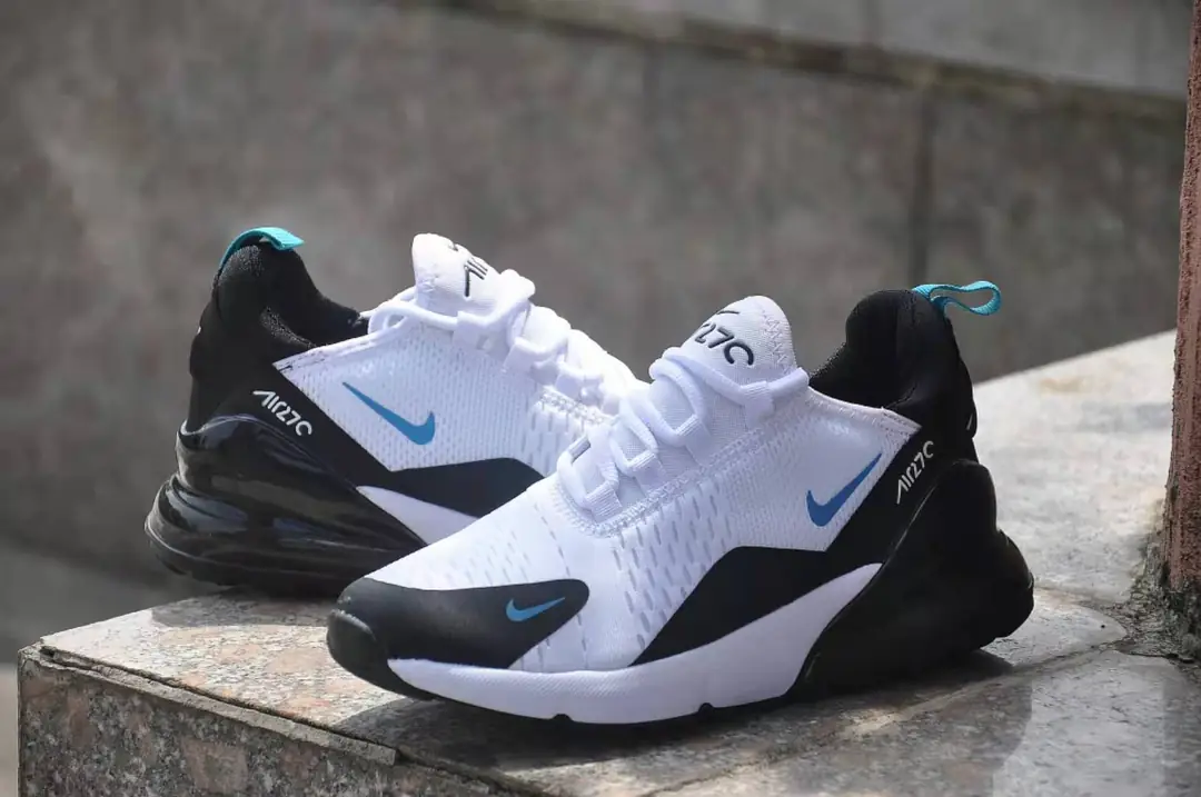 27.86$ Nike 270    shu-3833-M gallery