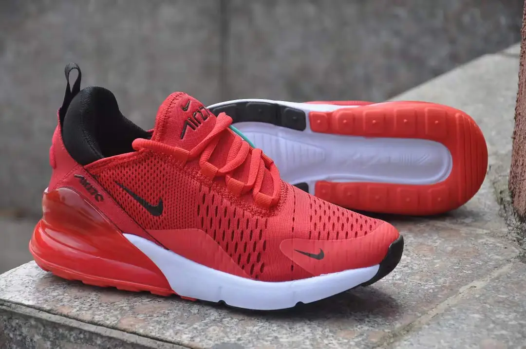 27.86$ Nike 270    shu-3833-M gallery