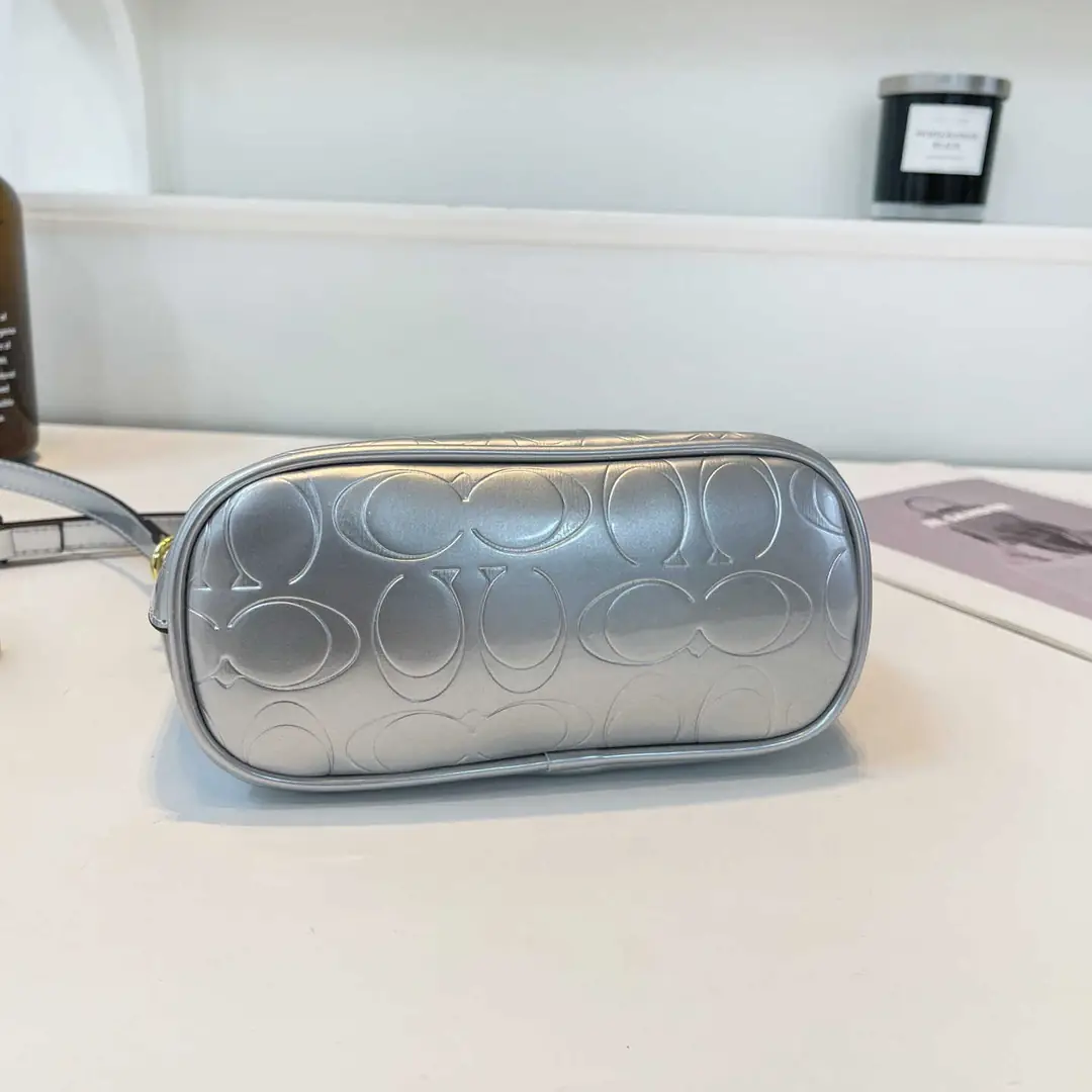 30.75$  COACH 301-4673-M gallery