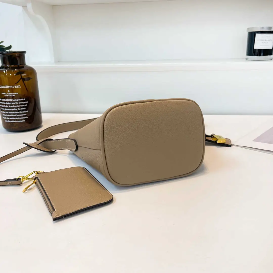 30.75$  LV  301-4674-M gallery