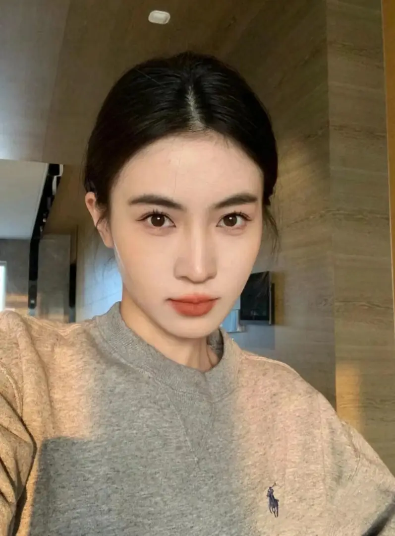 31.66$  POLO   4760-M gallery