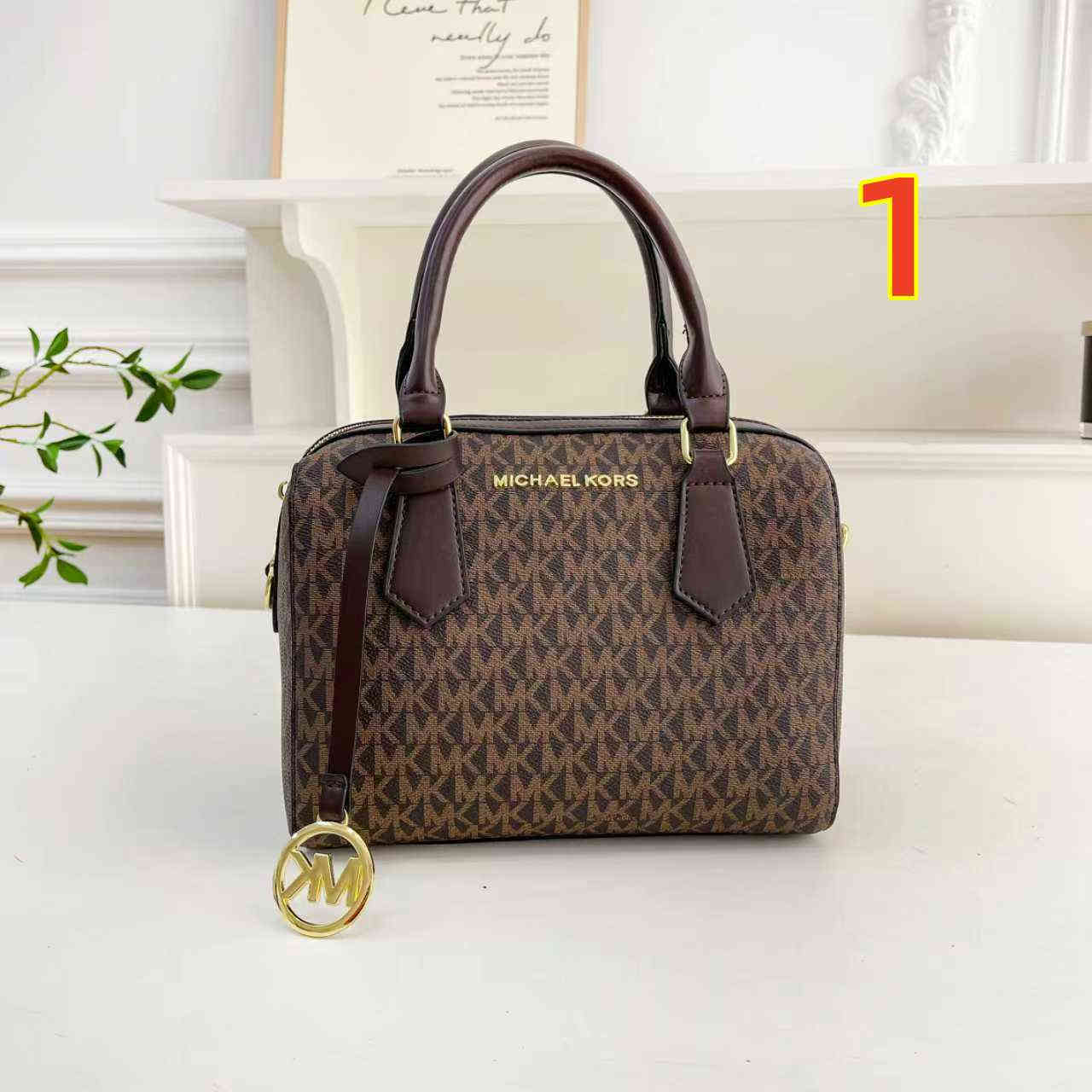 32.67$    MK  301-4895-M gallery