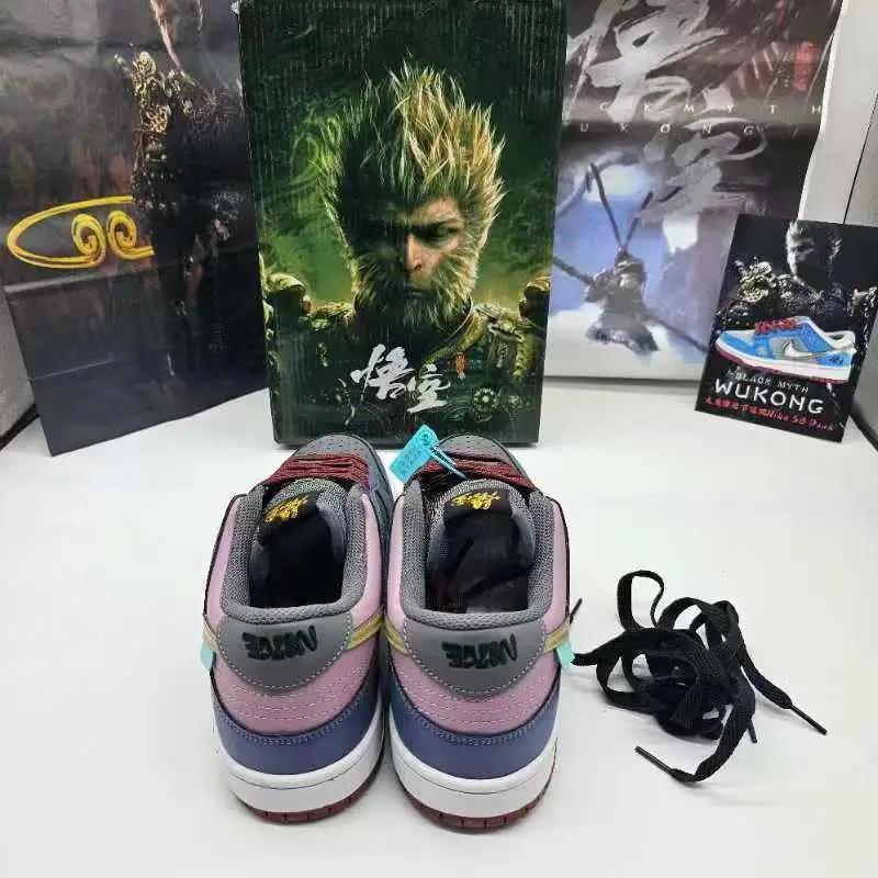 33.82$ NIKE  207-4724-M gallery