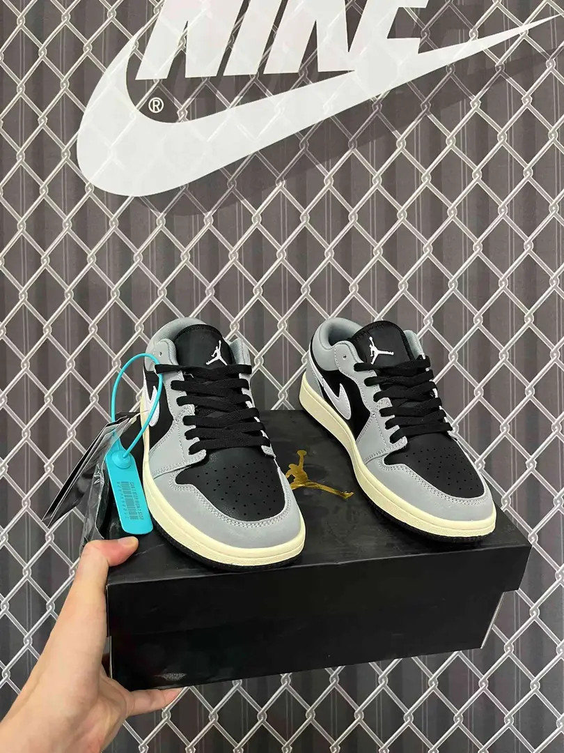 34.88$Nike    4833-M gallery