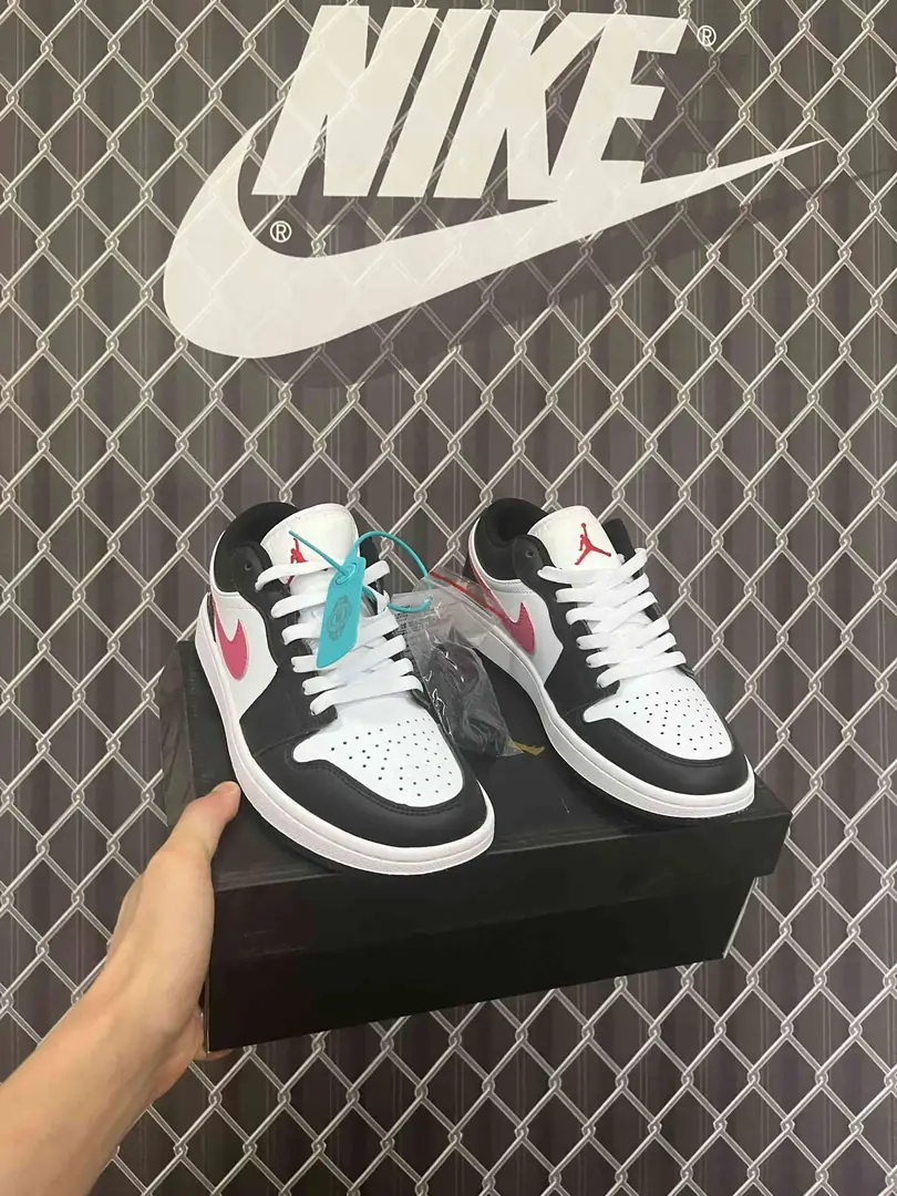 34.88$Nike    4833-M gallery