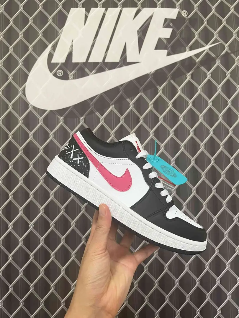 34.88$Nike    4833-M gallery