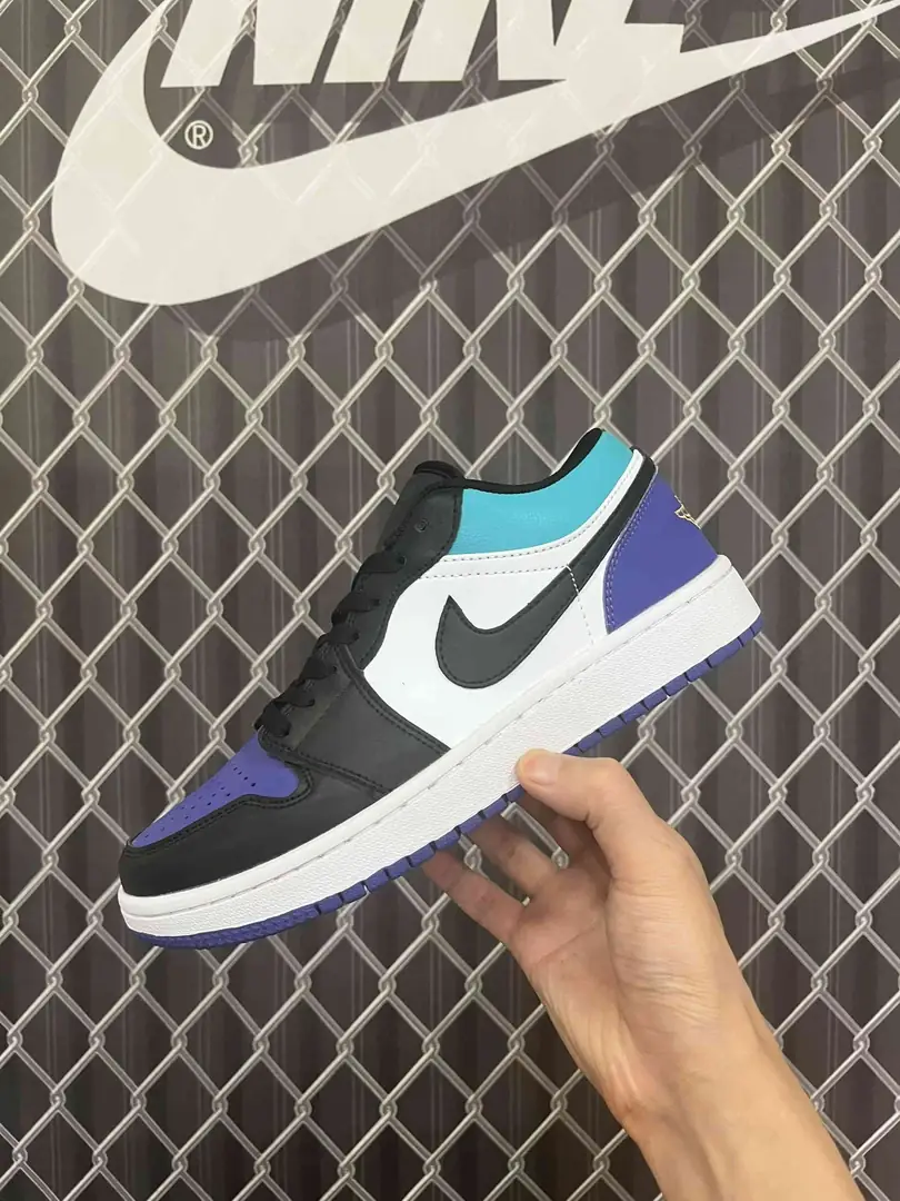 34.88$Nike    4833-M gallery