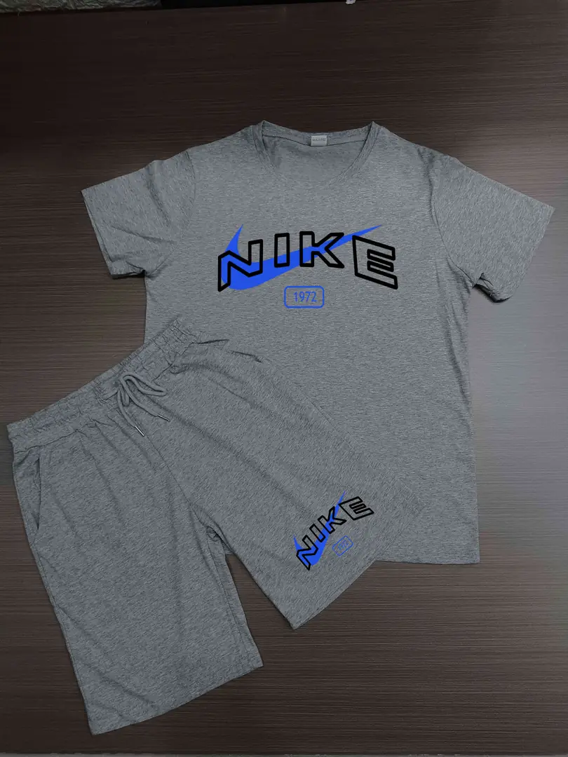 35.52$   NIKE   206-4526-M gallery