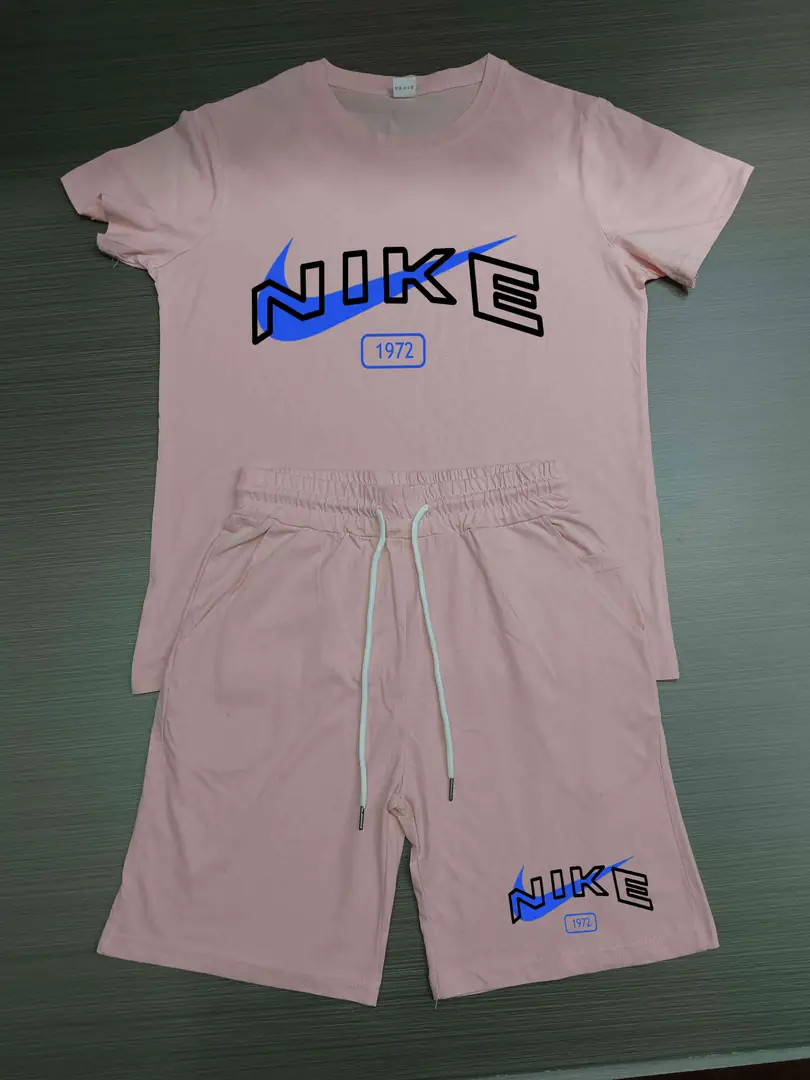 35.52$   NIKE   206-4526-M gallery