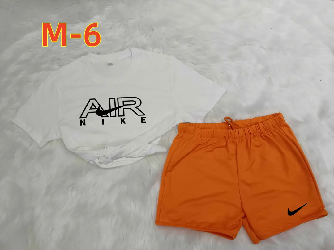 37.82$   NIKE   206-4649-M gallery