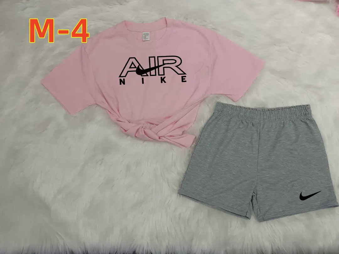 37.82$   NIKE   206-4649-M gallery