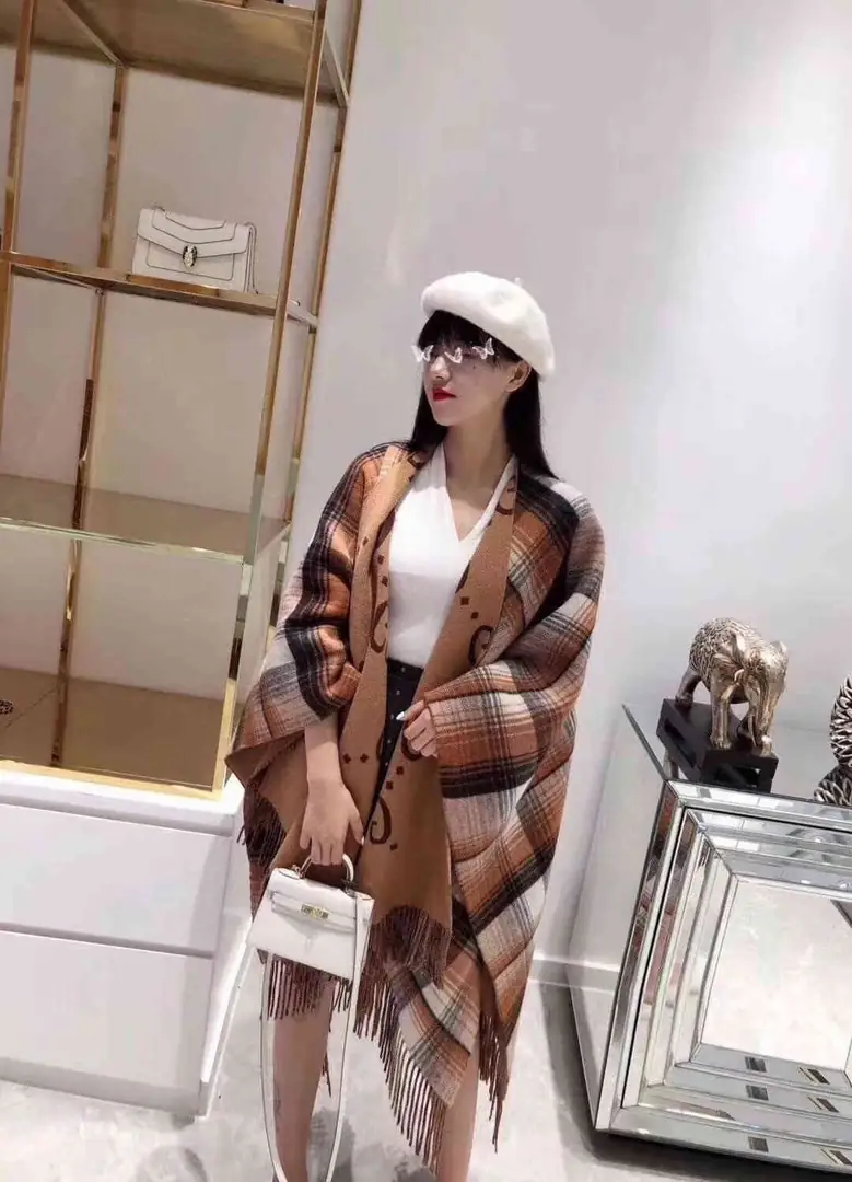 38.58$GUCCI    tao-4869-M gallery