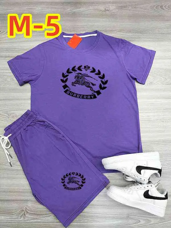 38.83$  BURBERRY   206-4653-M gallery