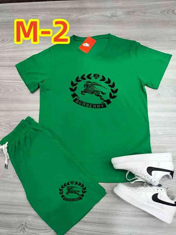 38.83$  BURBERRY   206-4653-M gallery