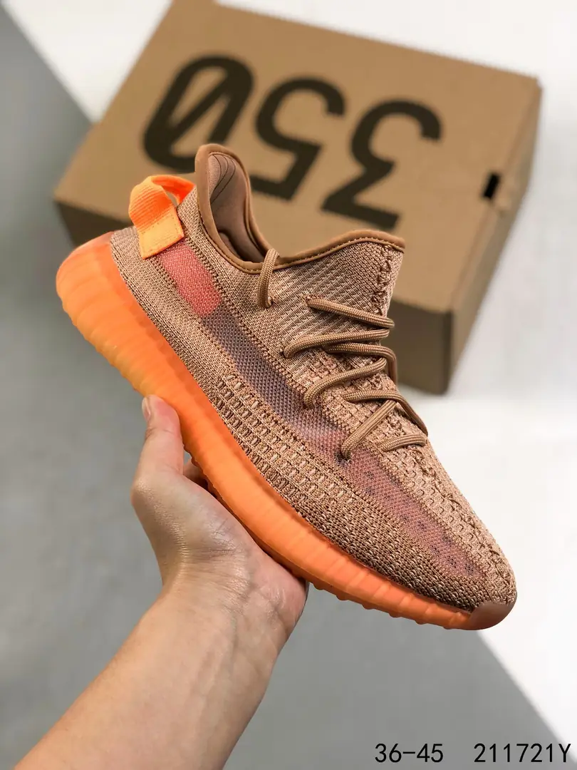 43.22$   AdidasYeezy Boost 350    4768-M gallery