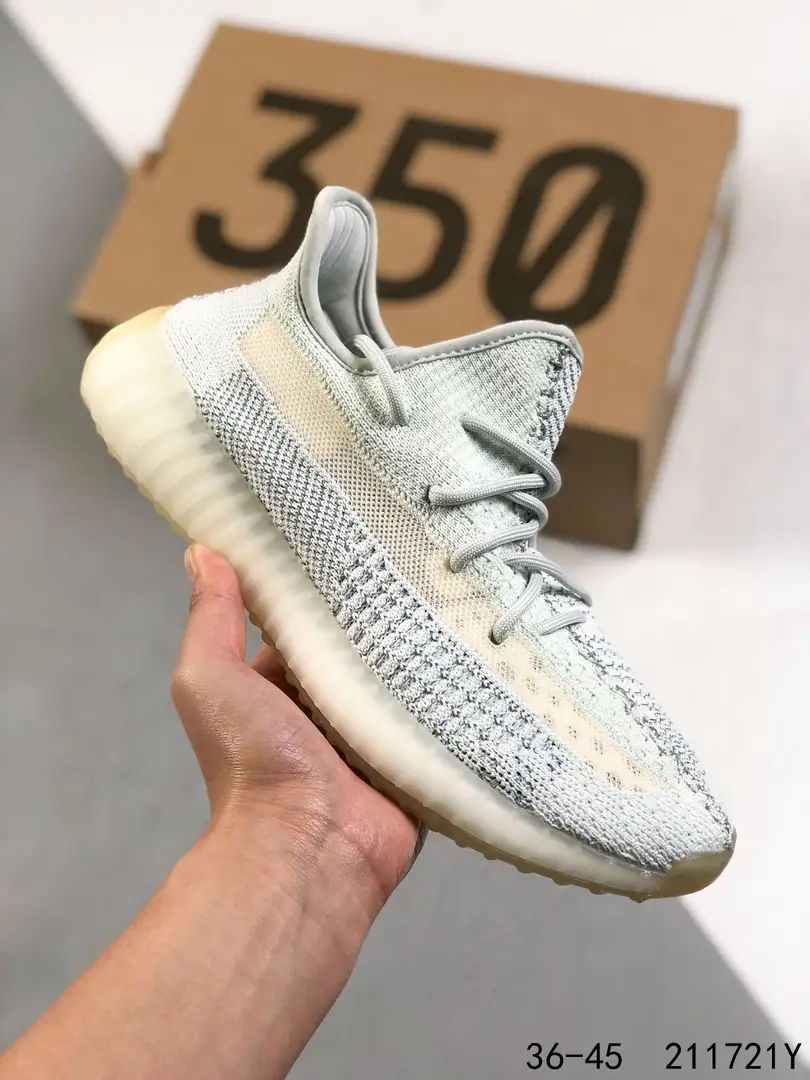 43.22$   AdidasYeezy Boost 350    4768-M gallery