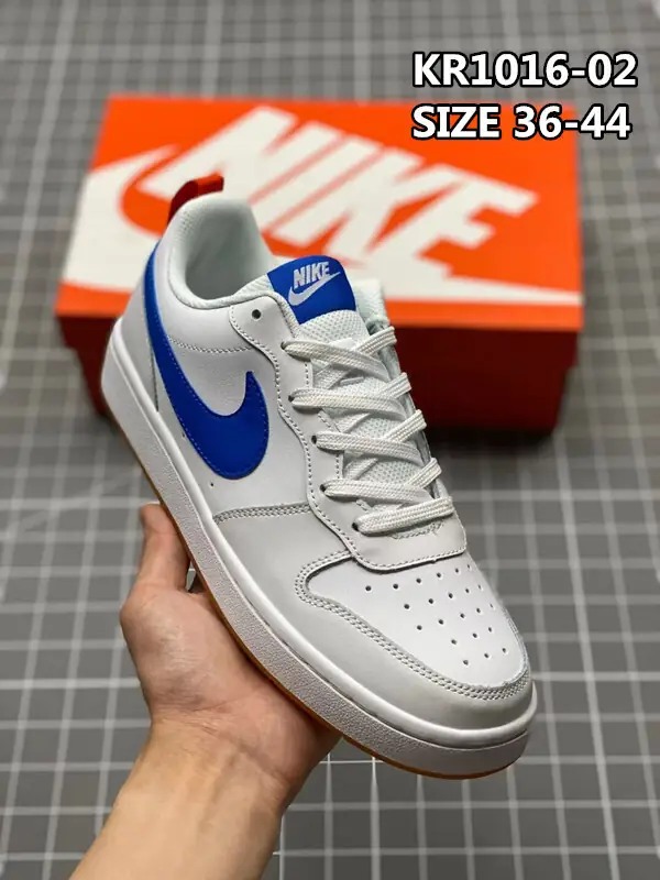 44.53$   NIKE    3522-M gallery