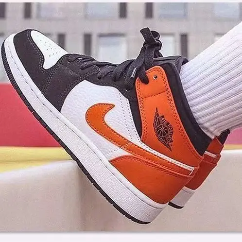 45.88$   AJ1  3938-M gallery