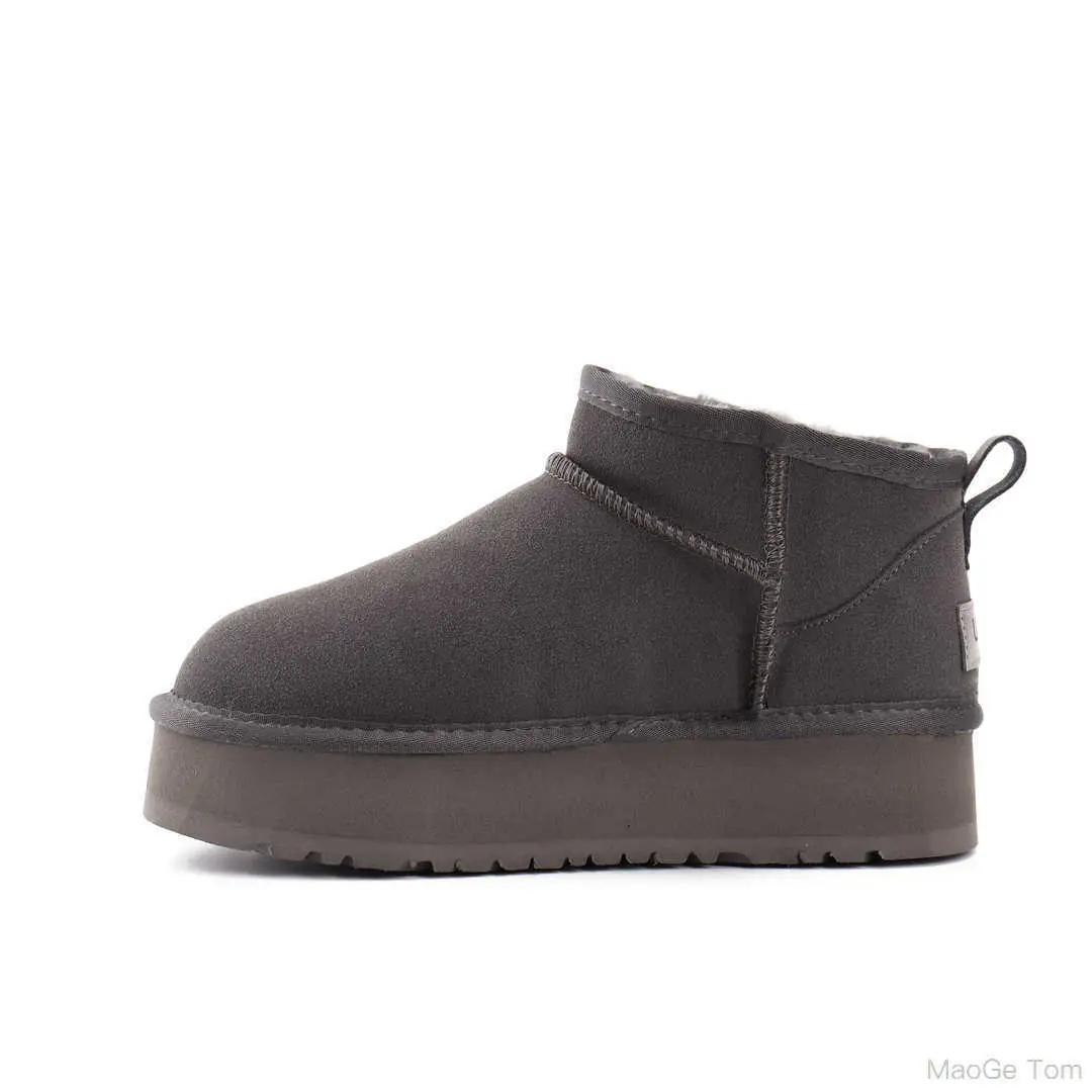 46$   UGG-3808-M gallery