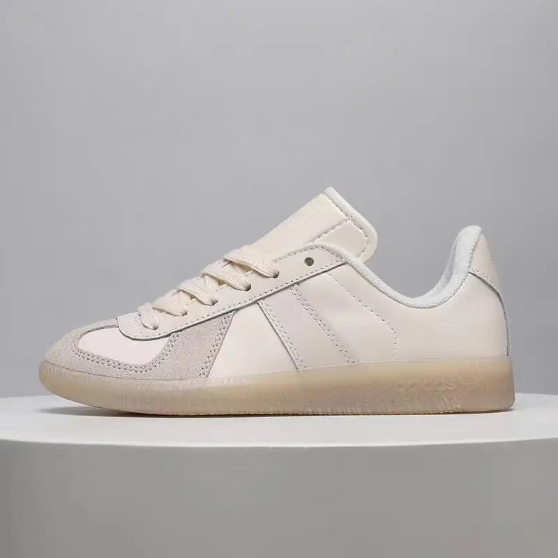 47.69$ 334￥   adidas   4206-M gallery