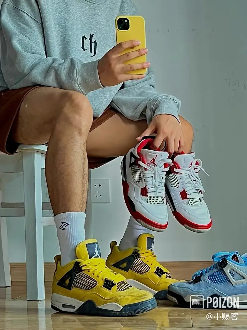 49$  AJ 4     4718-M gallery