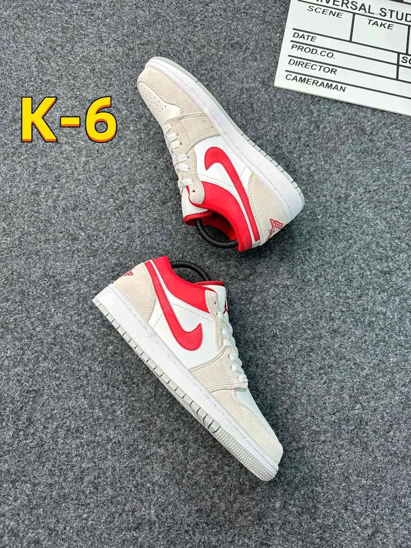 49.56$   NIKE AIR JORDAN 1    A-4309-M gallery