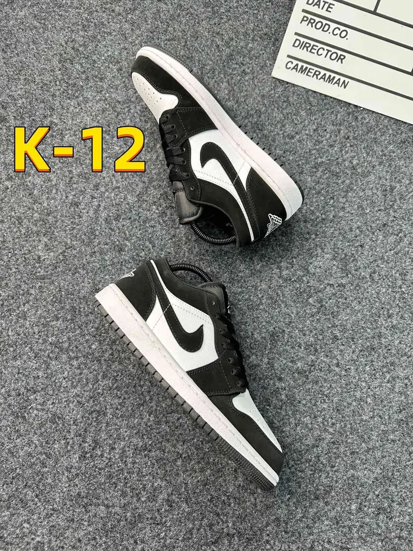 49.56$   NIKE AIR JORDAN 1    A-4309-M gallery
