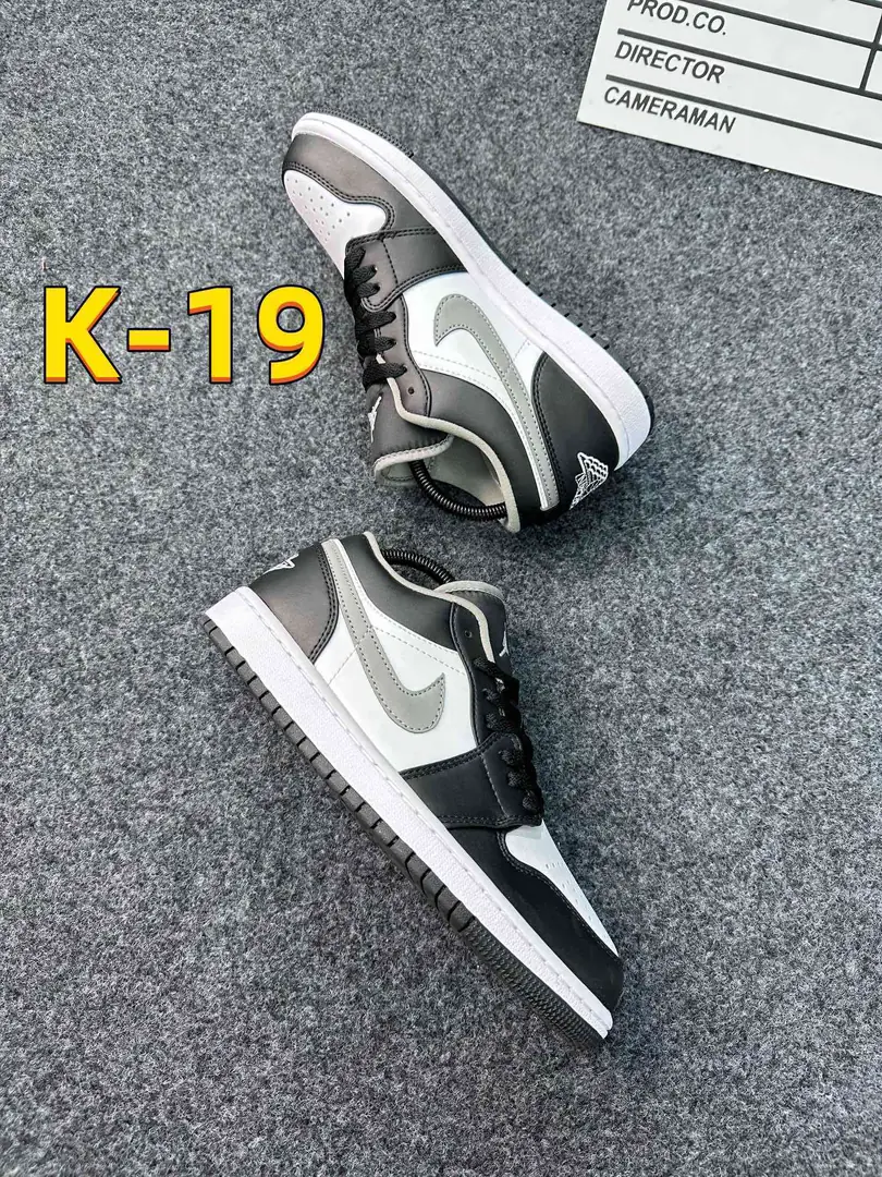 49.56$   NIKE AIR JORDAN 1  A-4310-M gallery