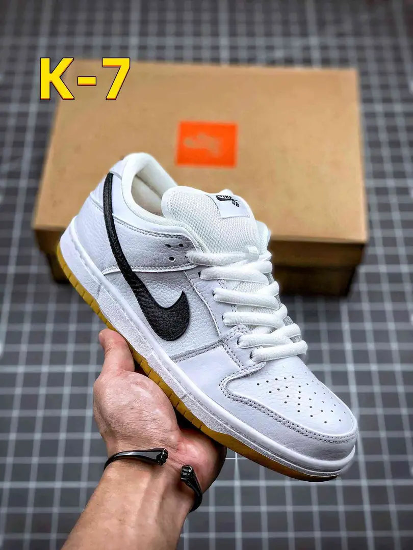 49.99$    Nike SB Dunk Low    A-4305-M gallery