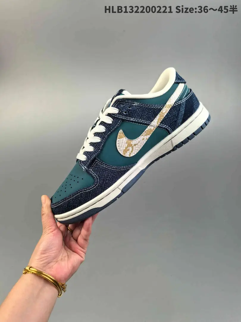 51.99$    nike    4804-M gallery