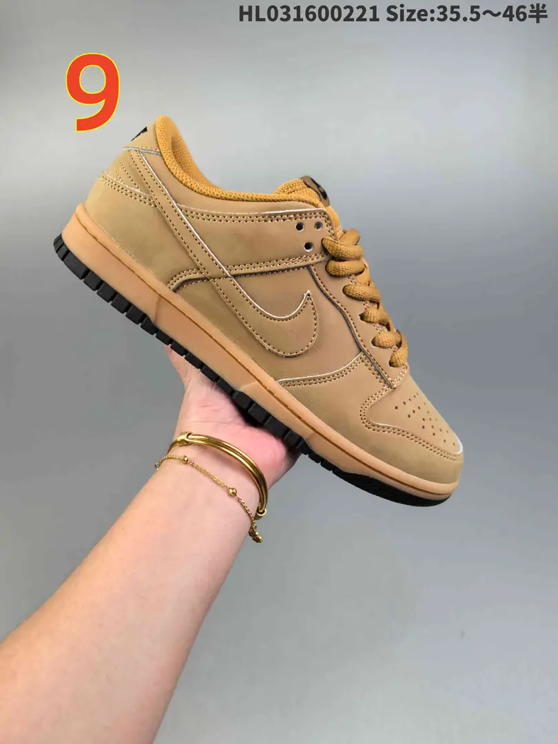 51.99$   nike    4805-M gallery
