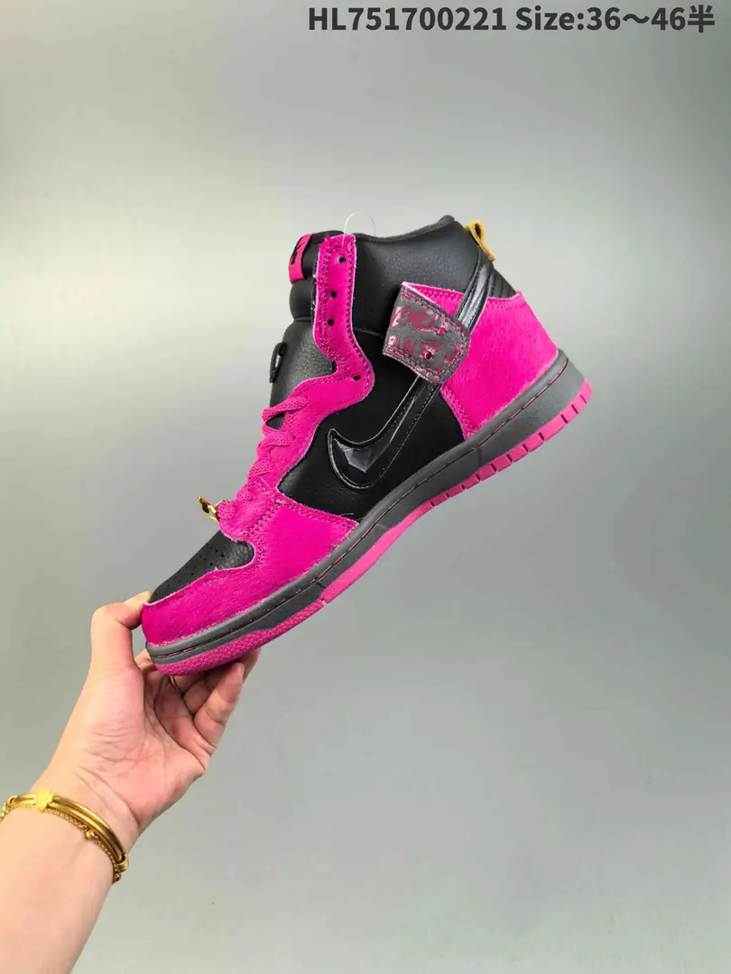 51.99$   nike    4805-M gallery