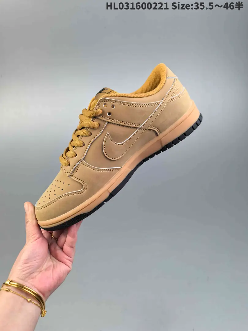 51.99$   nike    4805-M gallery