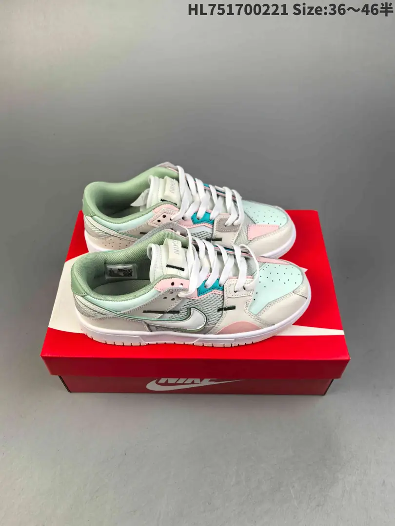 51.99$   nike    4805-M gallery