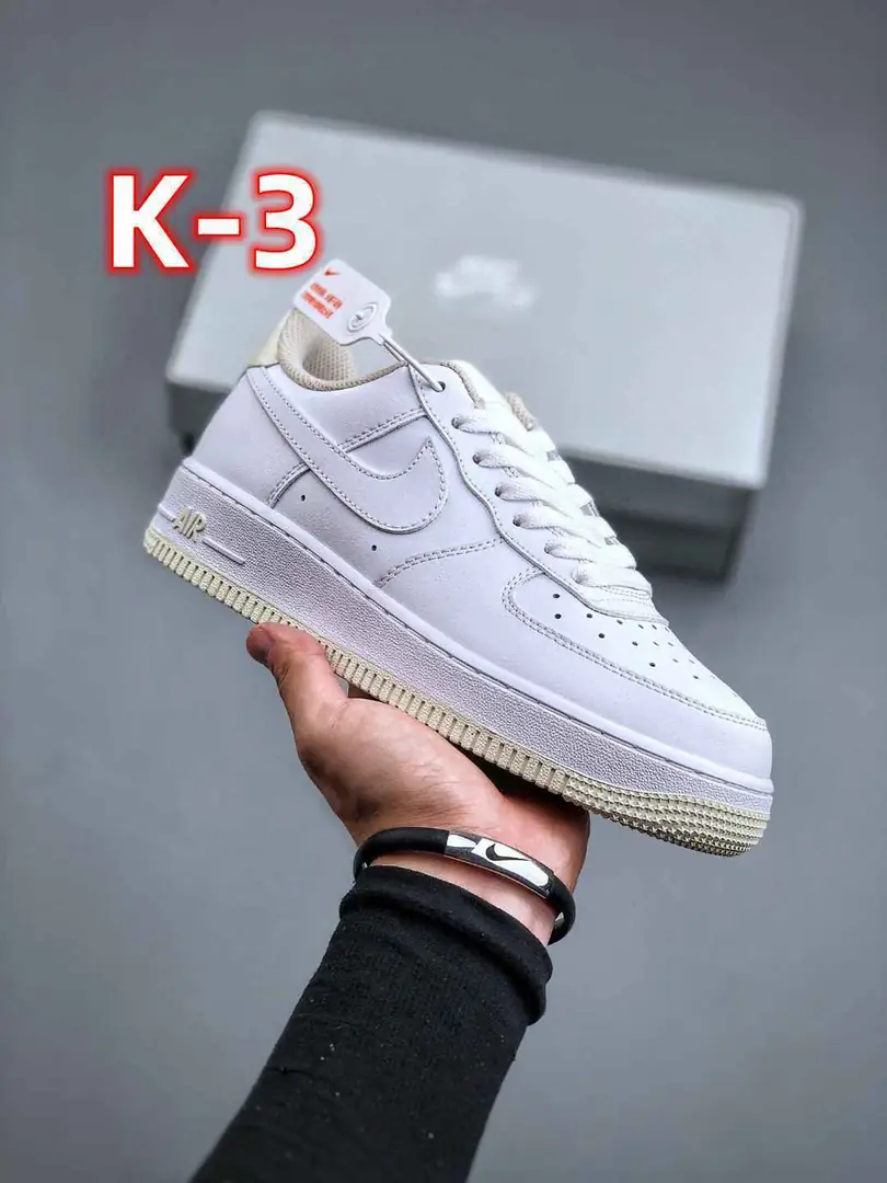 51.99$  NIKE   4319-M gallery