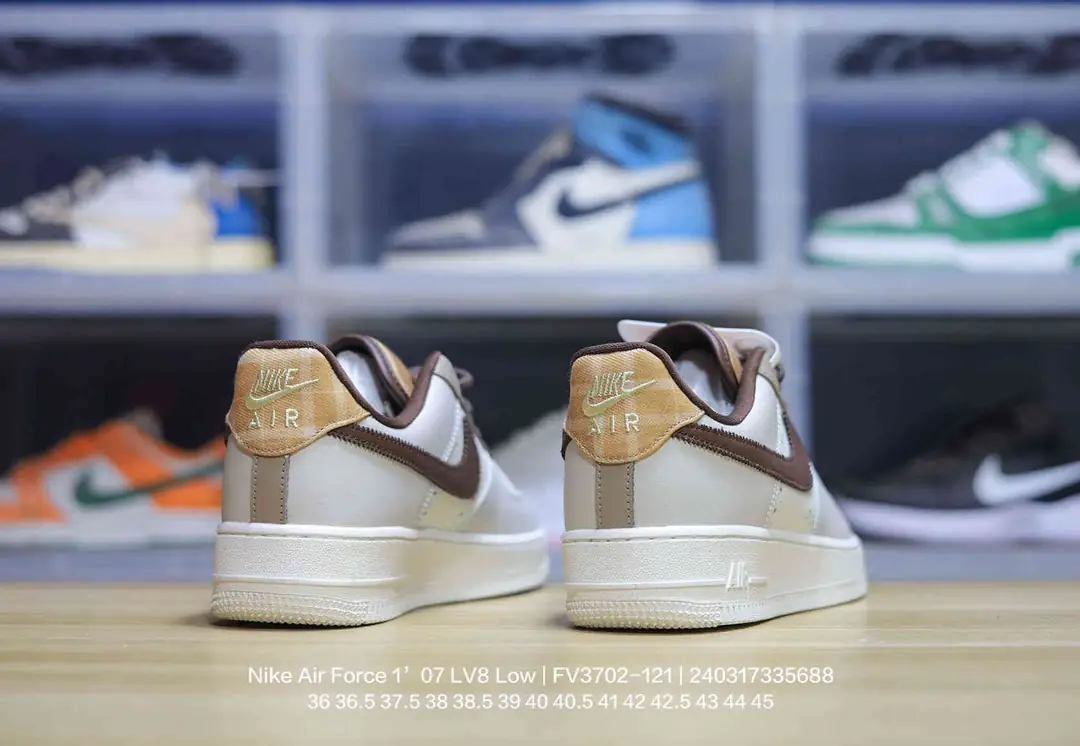54.01$    nike   A-4571-M gallery