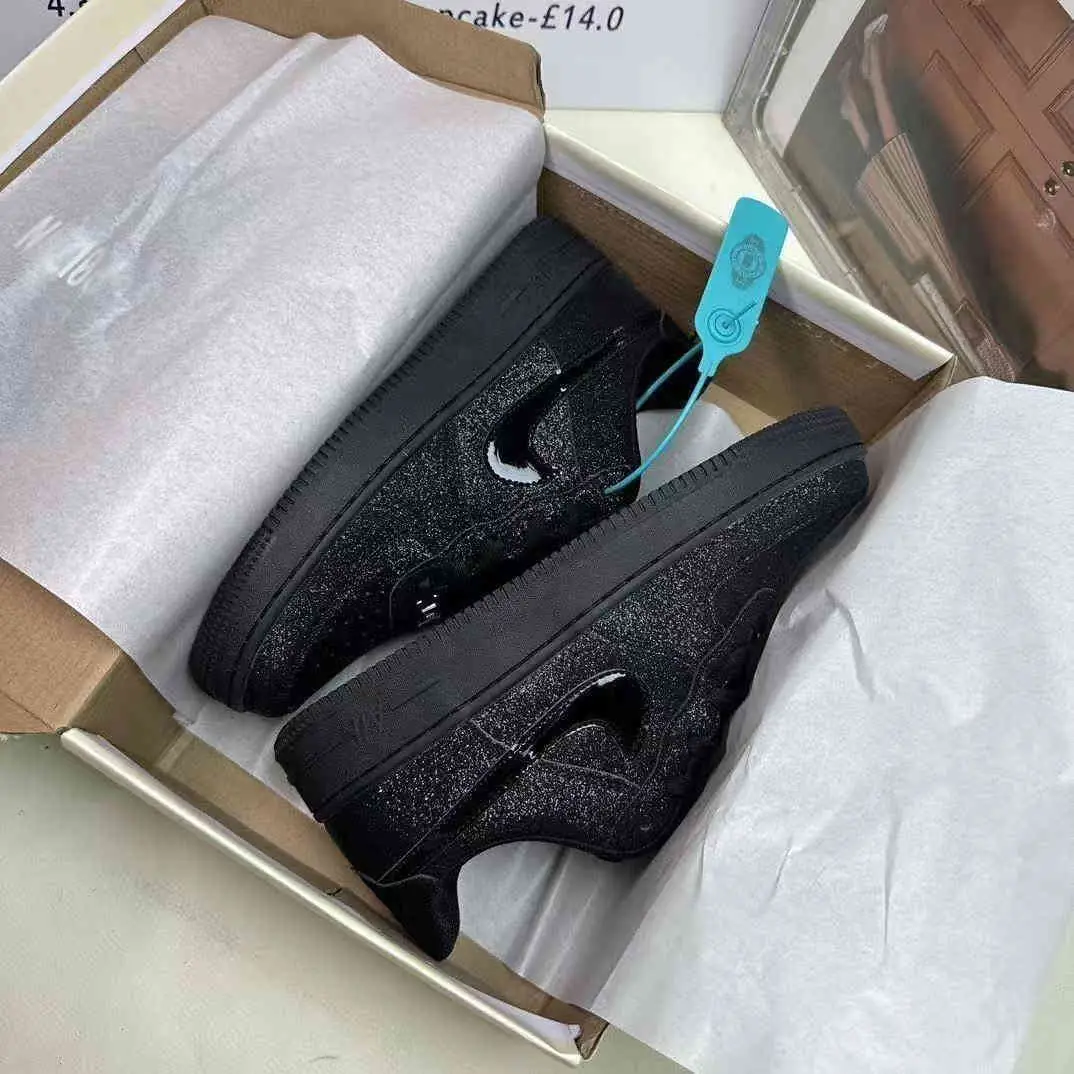 55$   NIKE SB    4801-M gallery