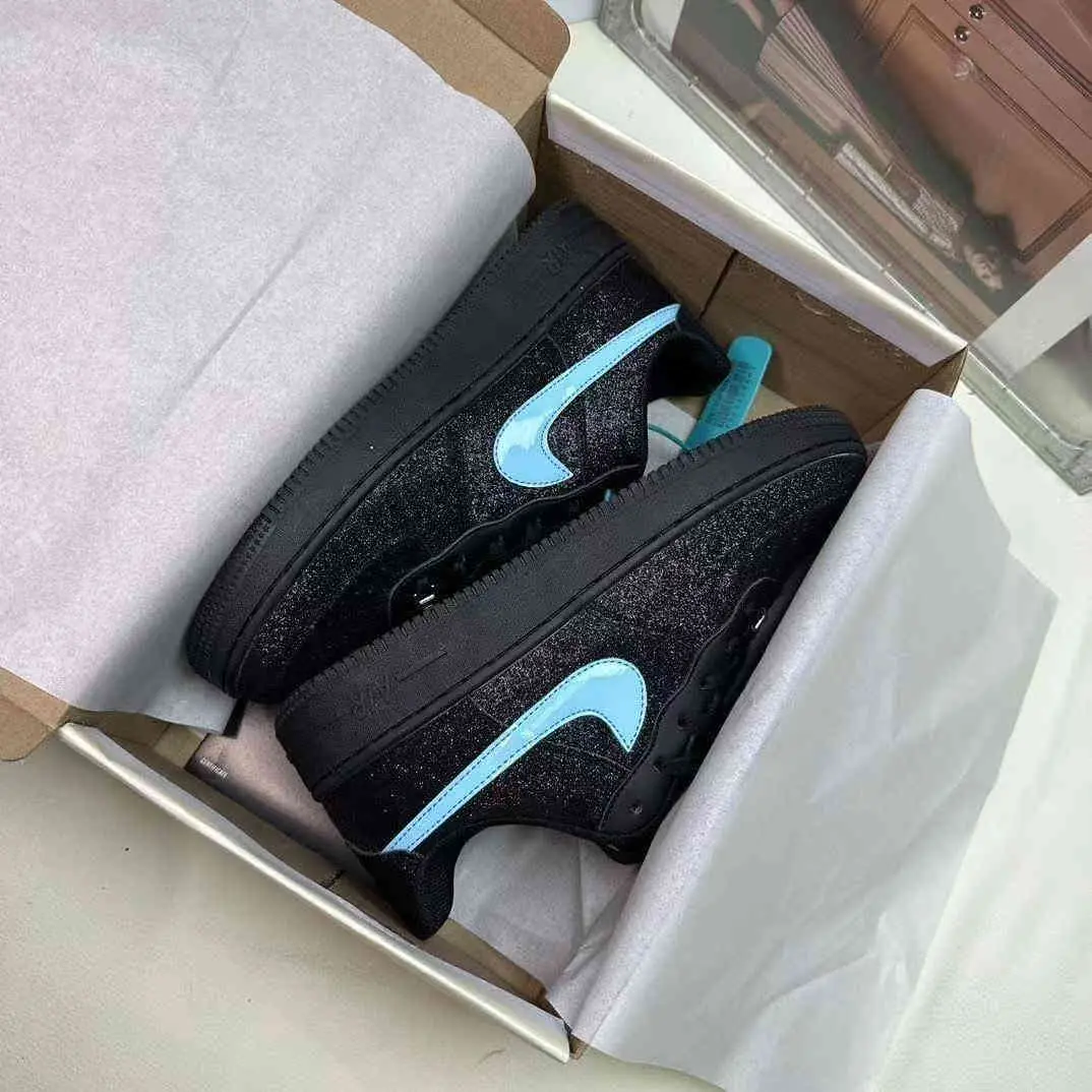 55$   NIKE SB    4801-M gallery