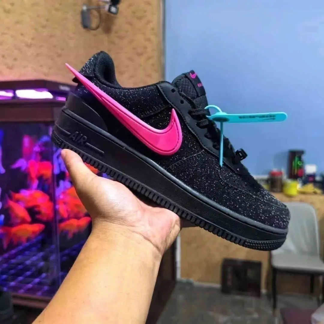 55$   NIKE SB    4801-M gallery