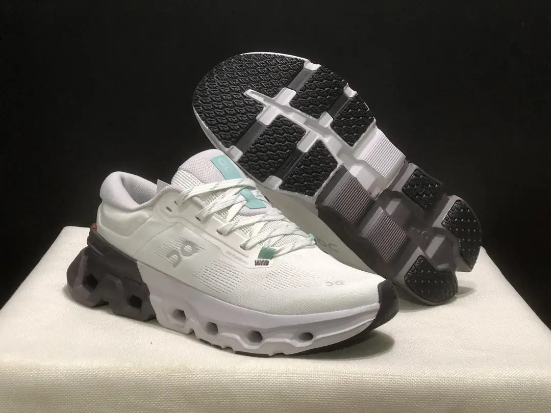 56.54$    Cloudultra 5    4875-M gallery