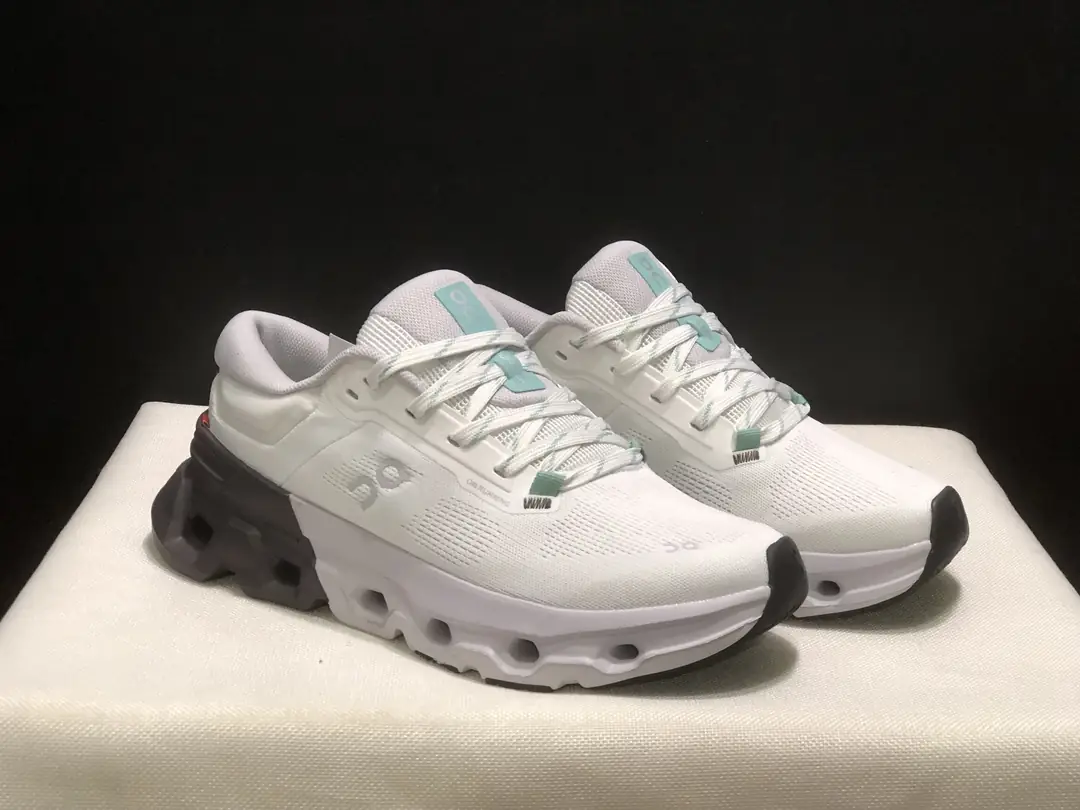 56.54$    Cloudultra 5    4875-M gallery