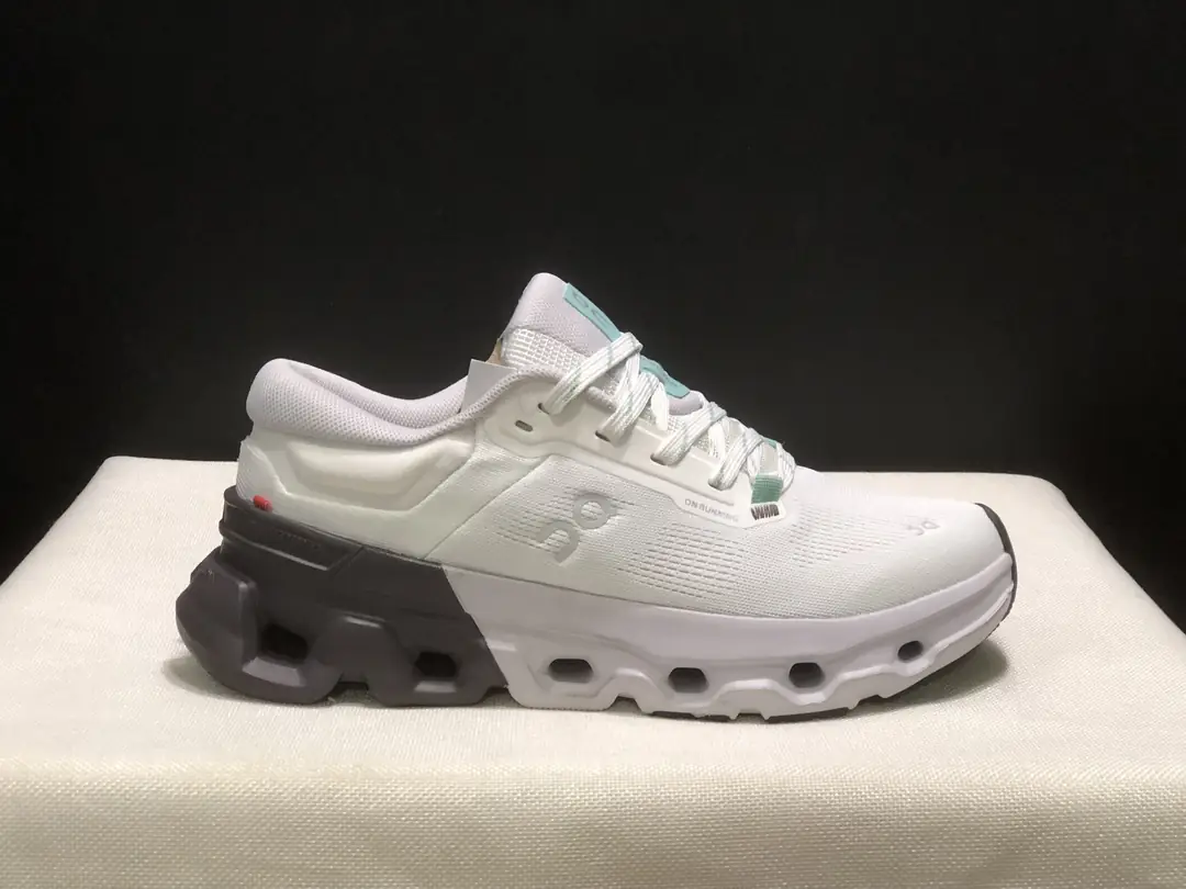 56.54$    Cloudultra 5    4875-M gallery