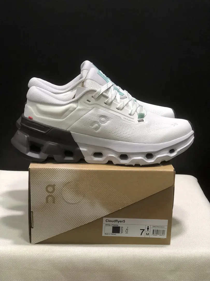 56.54$    Cloudultra 5    4875-M gallery