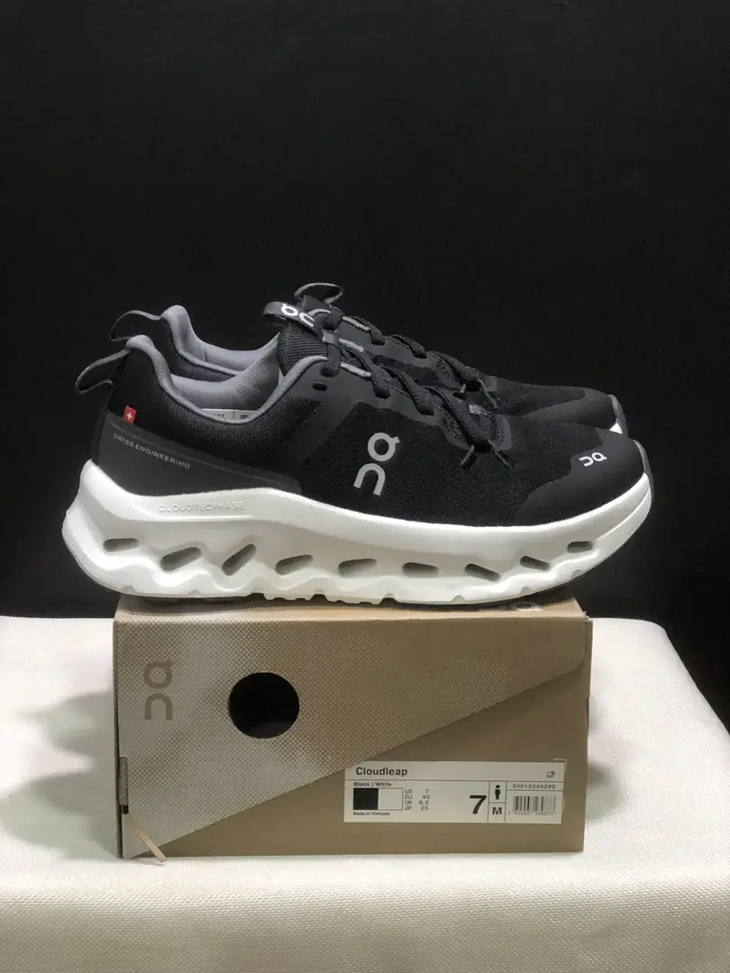 56.54$   Cloudleap    4880-M gallery