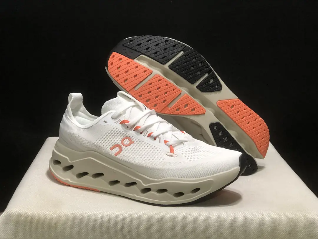 56.54$  Cloudsurfr Max     4878-M gallery