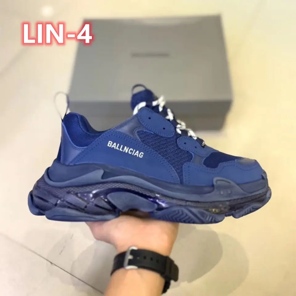 61.93$  Balenciaga   3346-M gallery