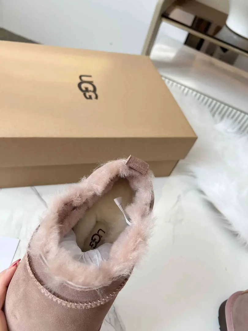 64.99$  UGG top   UGG-4802-M gallery