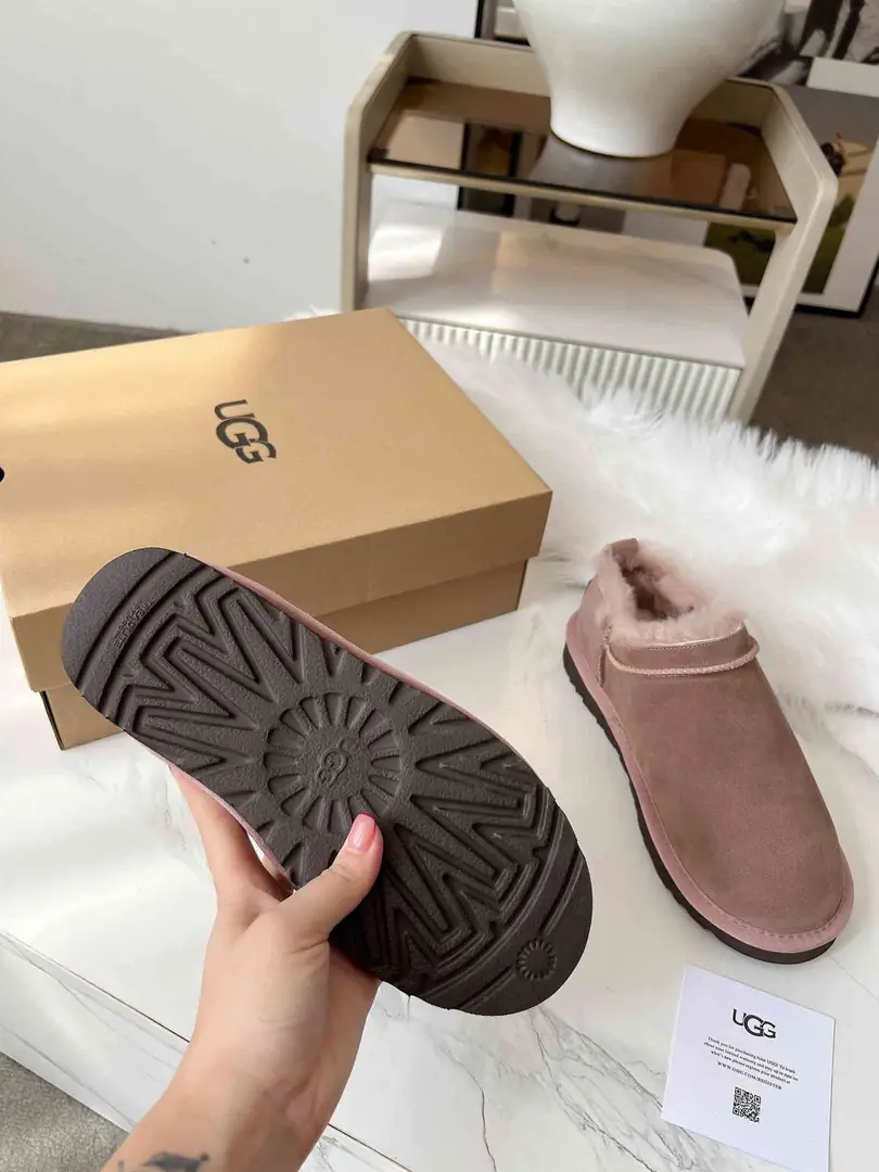 64.99$  UGG top   UGG-4802-M gallery