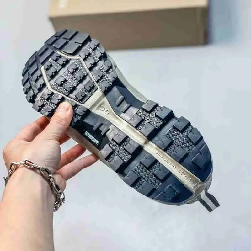 65.88$   Ang Run  4929-M gallery